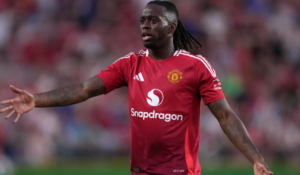 West Ham has completed the signing of Aaron Wan Bissaka from Manchester United for a fee of £15m